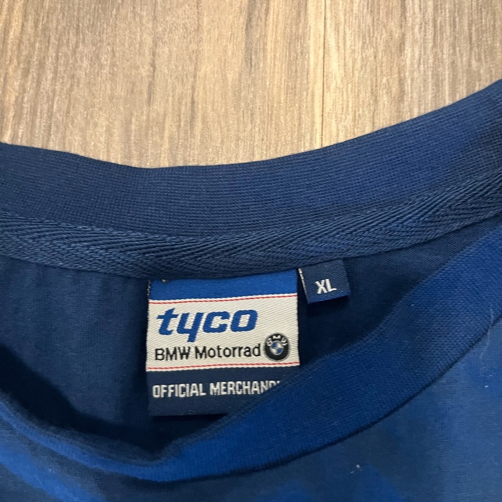Limited edition men’s xl bmw racing t-shirt